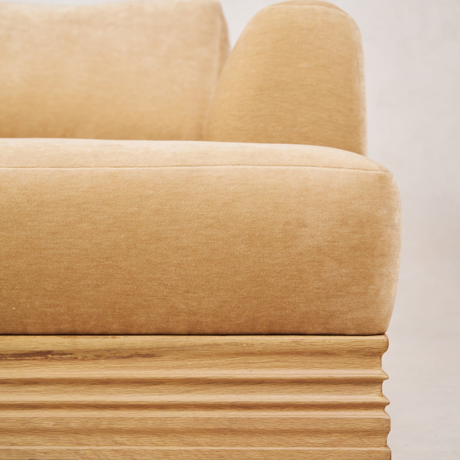 Palazzo Sofa - Nude