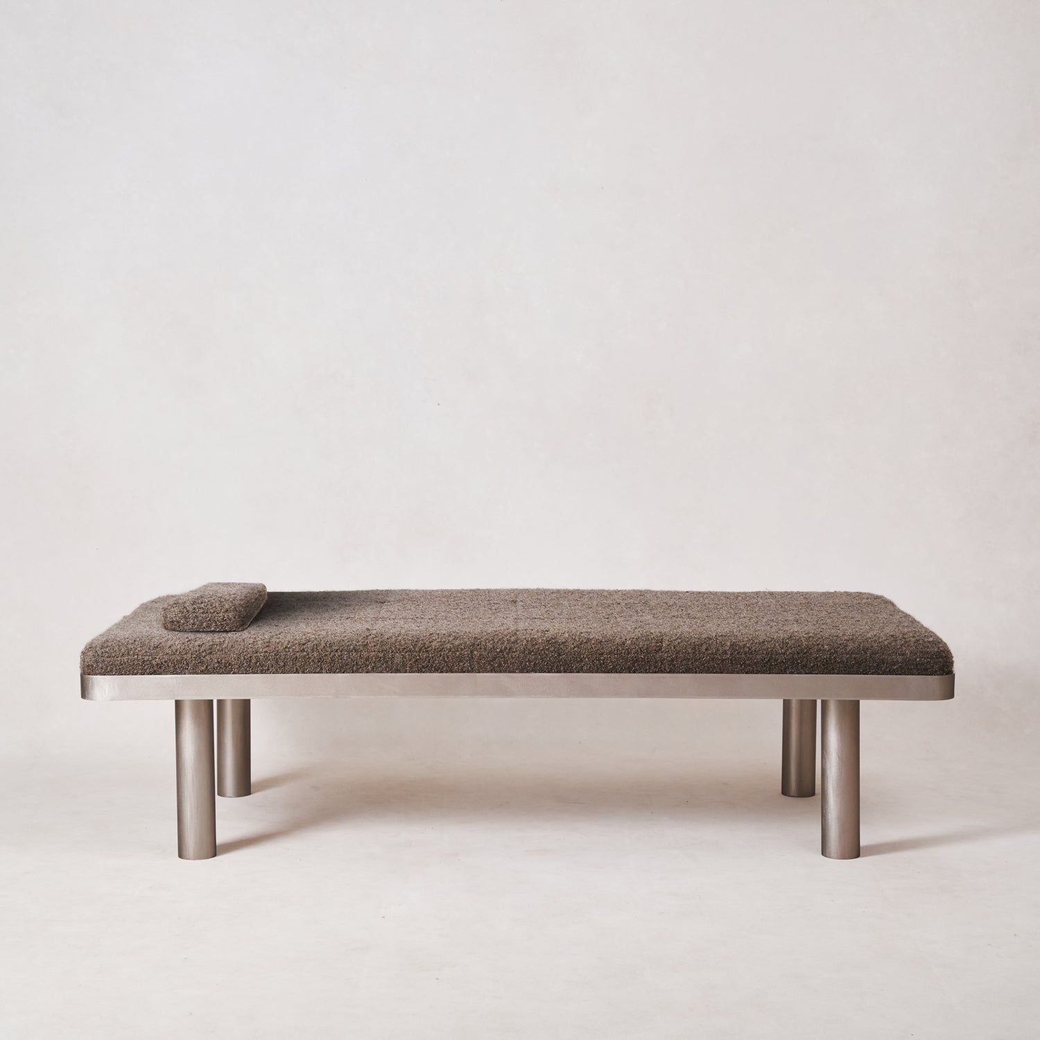 Milan Daybed