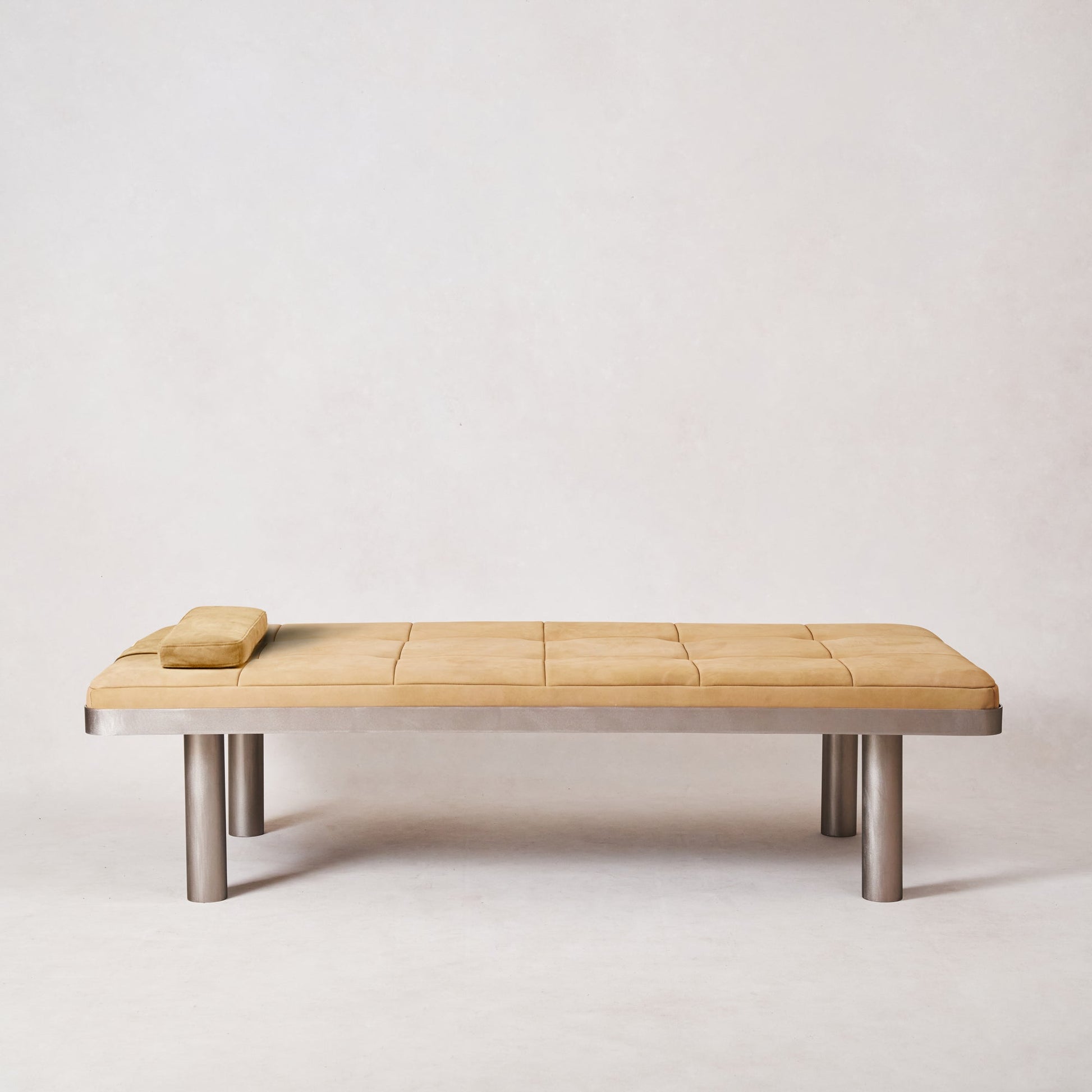 Milan Daybed
