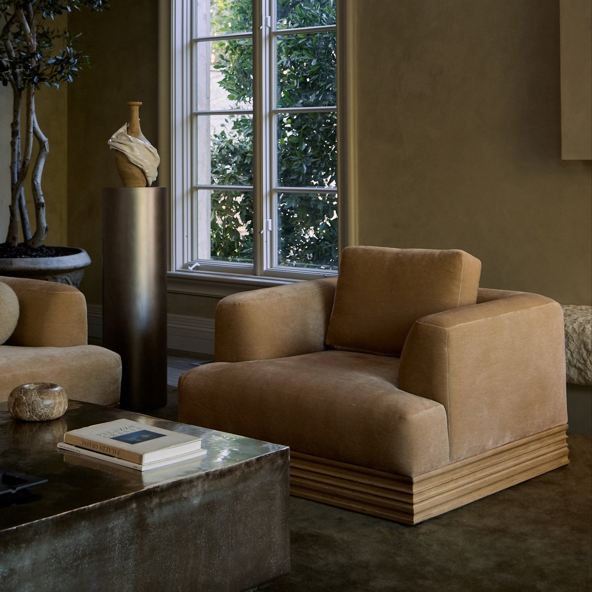 Palazzo Armchair
