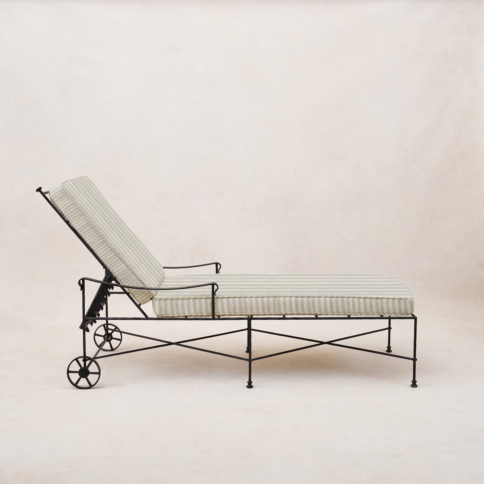 Provence Outdoor Chaise Lounge - Mist Striped